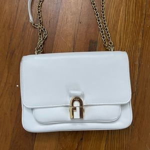 Furla Cozy bag in white leather